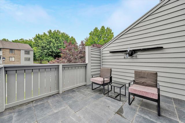 2428 Post Oak Rd, Salem, VA 24153