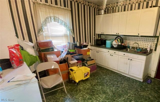 1679 Lockwood Avenue, East Cleveland, OH 44112