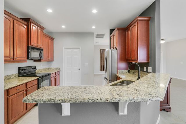 825 SW Mccracken Avenue, Port St. Lucie, Port St Lucie, FL 34953