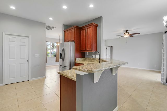 825 SW Mccracken Avenue, Port St. Lucie, Port St Lucie, FL 34953