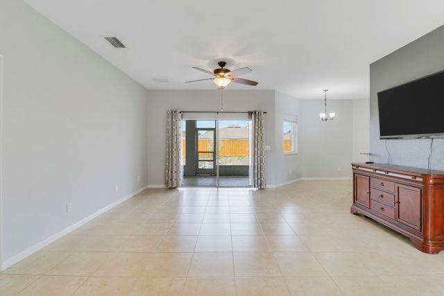 825 SW Mccracken Avenue, Port St. Lucie, Port St Lucie, FL 34953