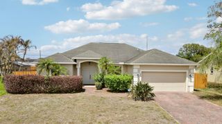 825 SW Mccracken Avenue, Port St. Lucie, Port St Lucie, FL 34953
