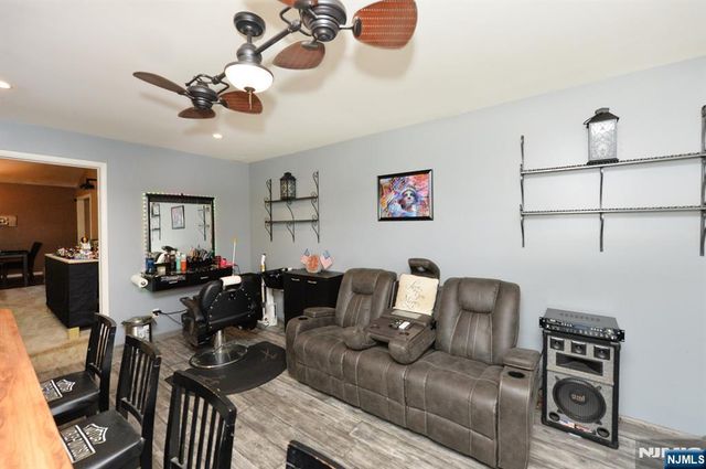 5 Woodlawn Drive, Andover Twsp, NJ 07821