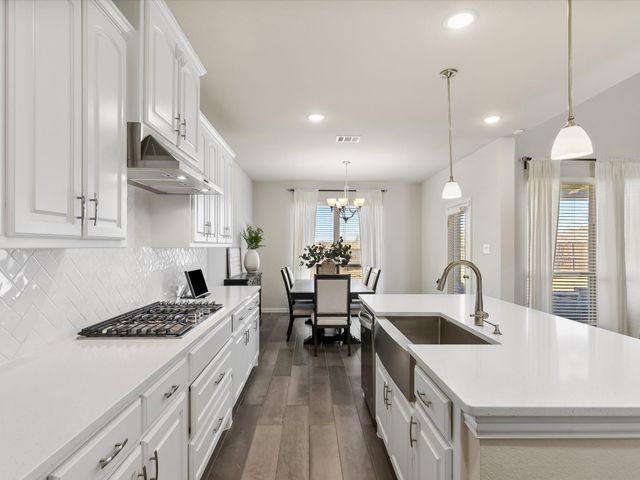 2161 Cloverfern Way, Haslet, TX 76052