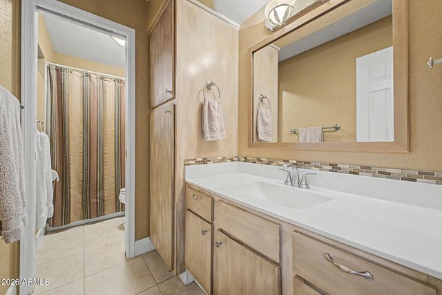 9994 E CAROL Avenue, Scottsdale, AZ 85258