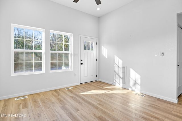 2820 Deer Stand Drive, Sevierville, TN 37876