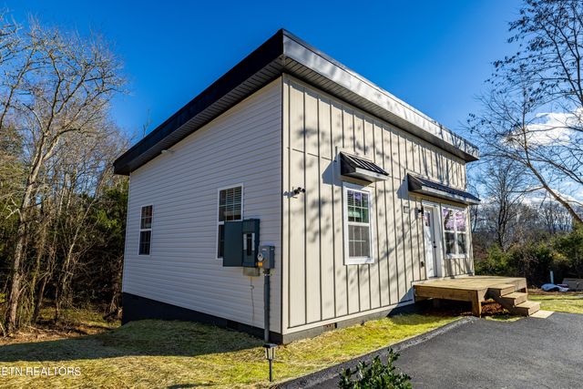 2820 Deer Stand Drive, Sevierville, TN 37876