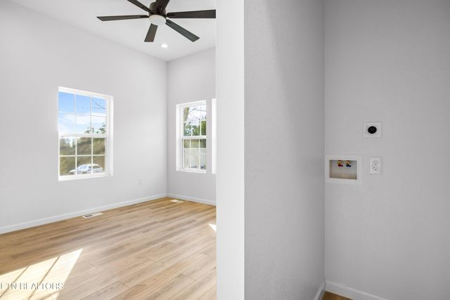 2820 Deer Stand Drive, Sevierville, TN 37876