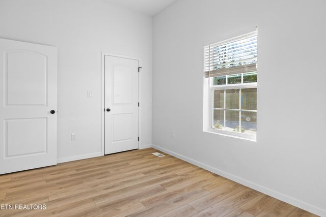 2820 Deer Stand Drive, Sevierville, TN 37876