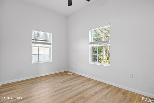 2820 Deer Stand Drive, Sevierville, TN 37876