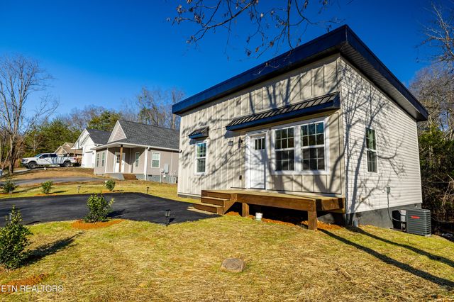 2820 Deer Stand Drive, Sevierville, TN 37876