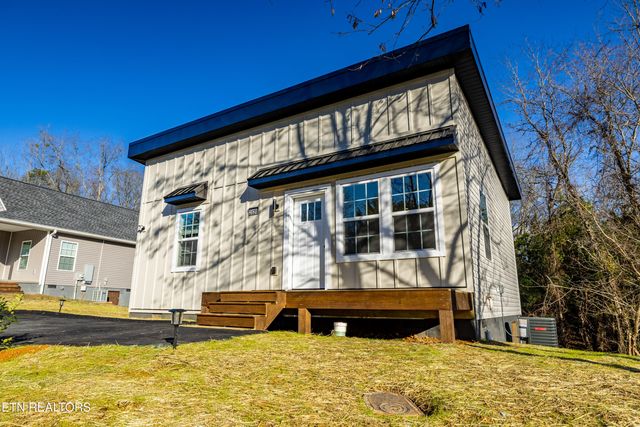 2820 Deer Stand Drive, Sevierville, TN 37876