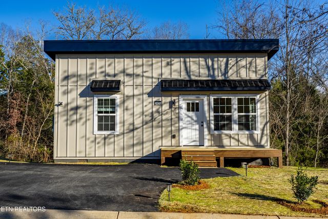 2820 Deer Stand Drive, Sevierville, TN 37876