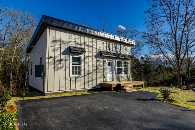 2820 Deer Stand Drive, Sevierville, TN 37876