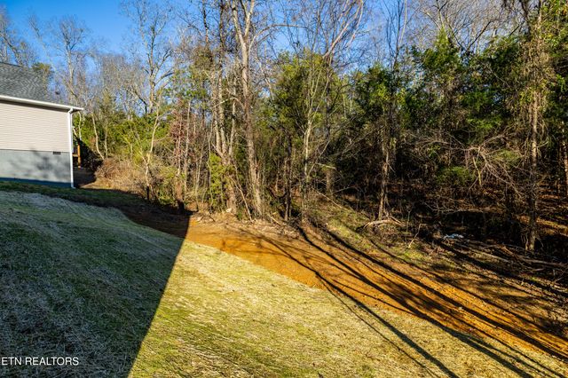 2820 Deer Stand Drive, Sevierville, TN 37876