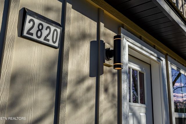 2820 Deer Stand Drive, Sevierville, TN 37876