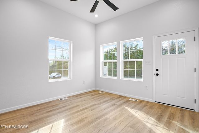 2820 Deer Stand Drive, Sevierville, TN 37876