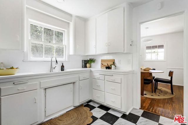 5106 Ranchito Avenue, Sherman Oaks, CA 91423