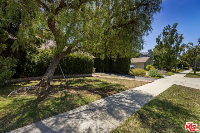 5106 Ranchito Avenue, Sherman Oaks, CA 91423