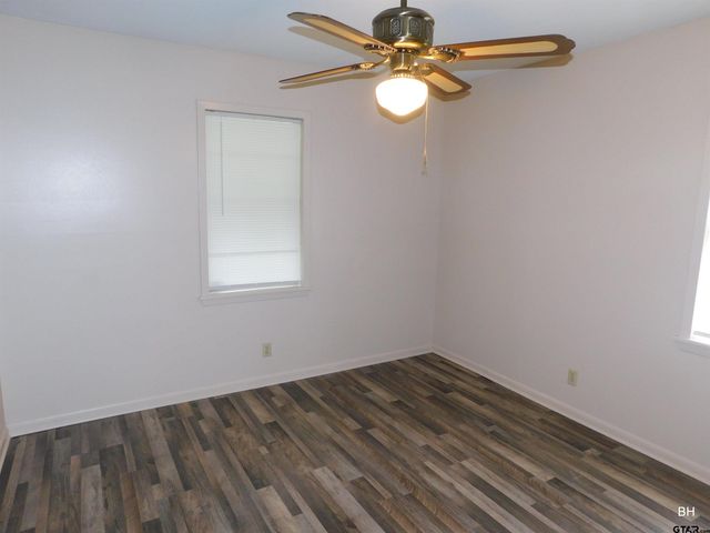 1610 N WOLFORD, Tyler, TX 75702