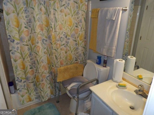 5607 Stonington Trace Parkway, Stone Mountain, GA 30087