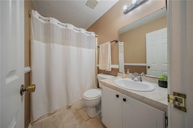 6911 Ching Lynch Road, Mobile, AL 36618