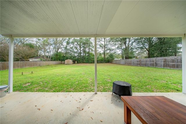 6911 Ching Lynch Road, Mobile, AL 36618