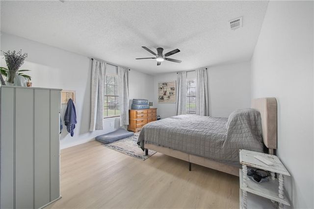 6911 Ching Lynch Road, Mobile, AL 36618