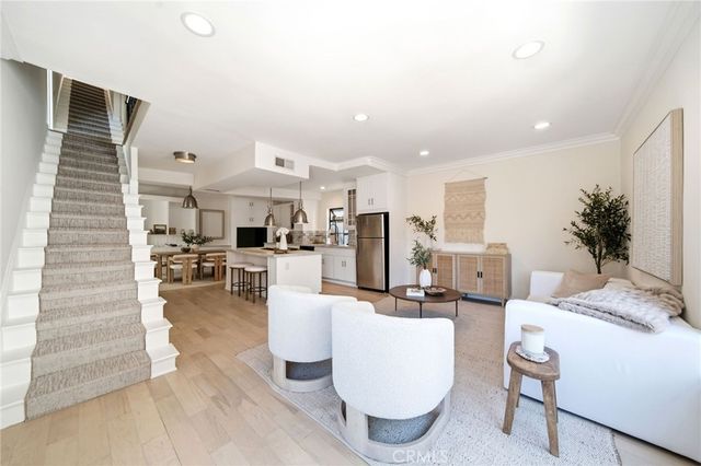 9624 Highland Gorge Drive, Beverly Hills, CA 90210