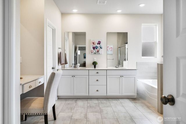 1235 Panoramic Loop, Bremerton, WA 98312