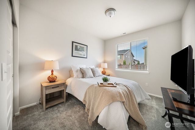 1235 Panoramic Loop, Bremerton, WA 98312