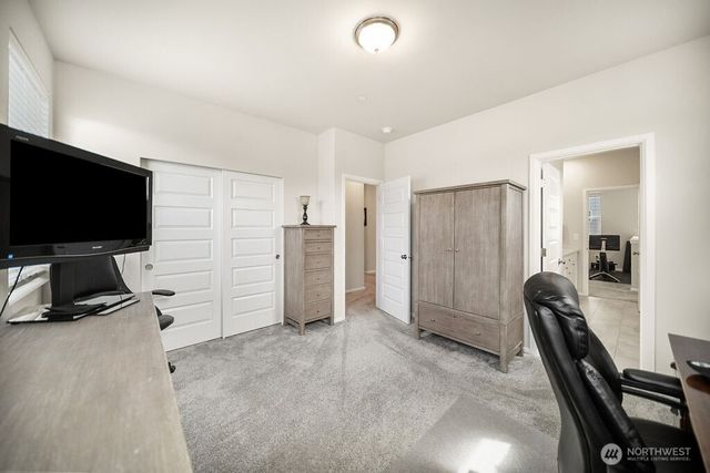 1235 Panoramic Loop, Bremerton, WA 98312