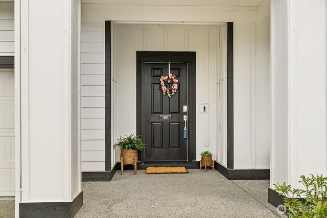1235 Panoramic Loop, Bremerton, WA 98312
