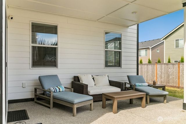 1235 Panoramic Loop, Bremerton, WA 98312