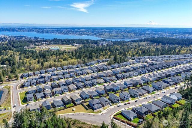 1235 Panoramic Loop, Bremerton, WA 98312