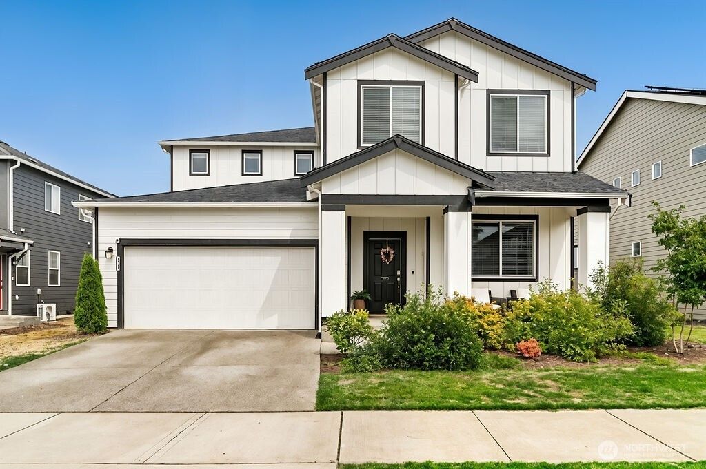 1235 Panoramic Loop, Bremerton, WA 98312