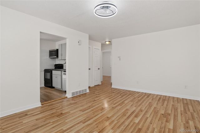 3174 W Center Avenue, Denver, CO 80219