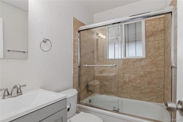 3174 W Center Avenue, Denver, CO 80219