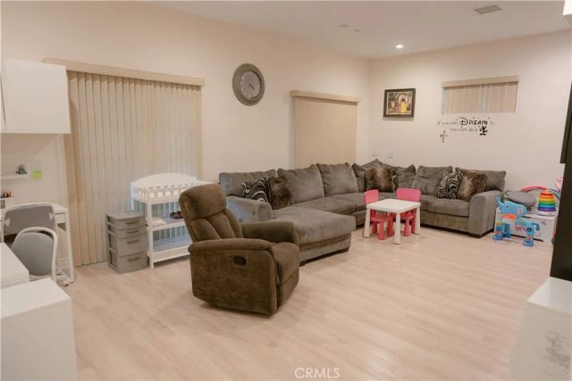 1135 E Verdugo Avenue, Burbank, CA 91501