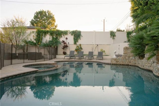 1135 E Verdugo Avenue, Burbank, CA 91501