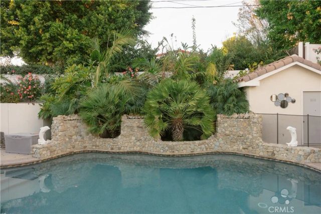 1135 E Verdugo Avenue, Burbank, CA 91501