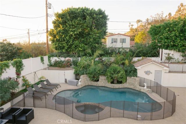 1135 E Verdugo Avenue, Burbank, CA 91501