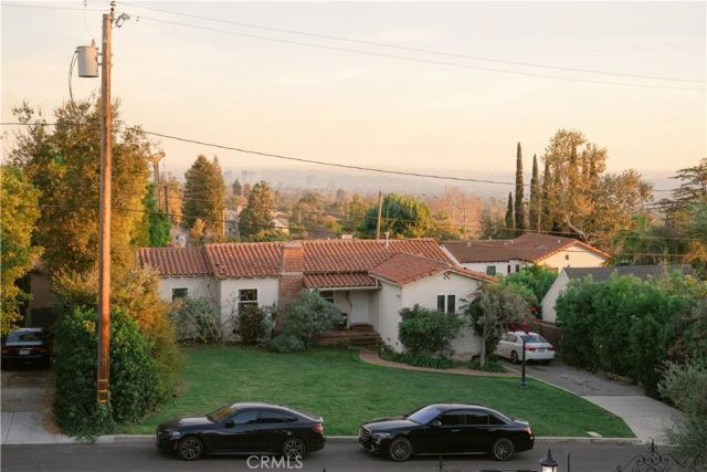 1135 E Verdugo Avenue, Burbank, CA 91501