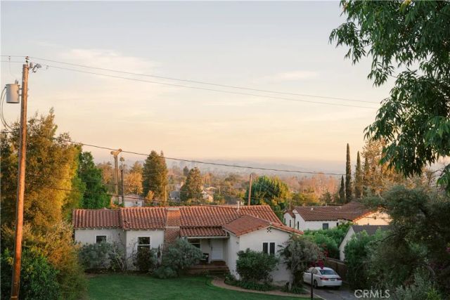 1135 E Verdugo Avenue, Burbank, CA 91501