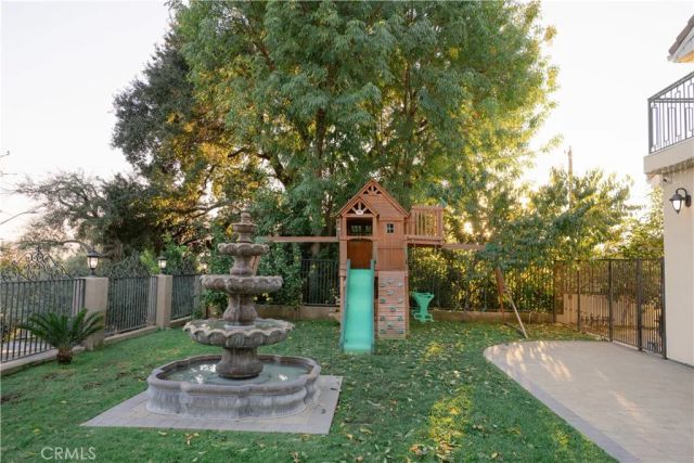 1135 E Verdugo Avenue, Burbank, CA 91501