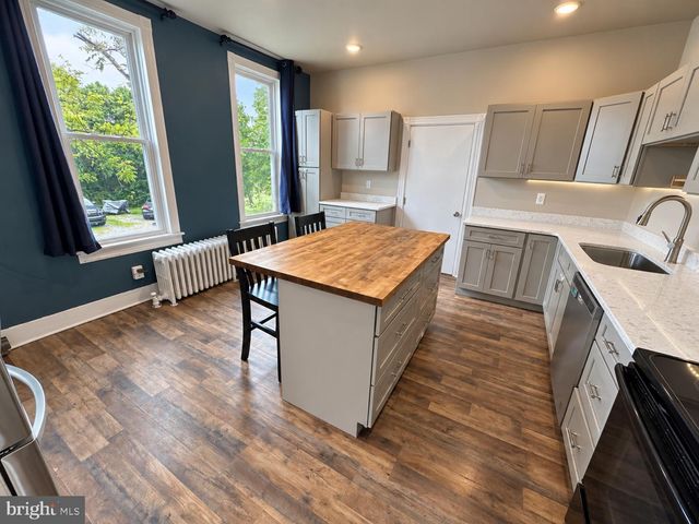 90 N REAMSTOWN RD, Stevens, PA 17578