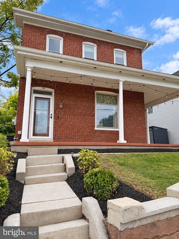 90 N REAMSTOWN RD, Stevens, PA 17578