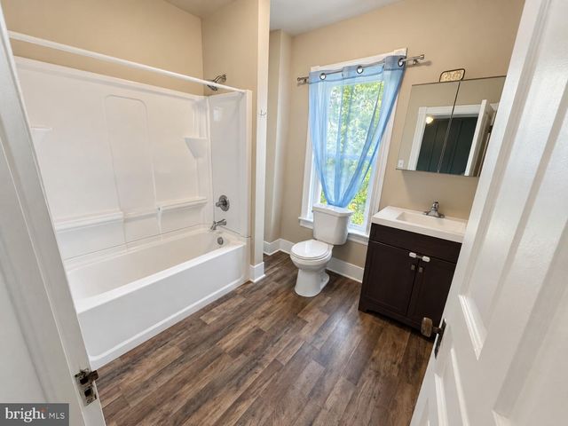 90 N REAMSTOWN RD, Stevens, PA 17578