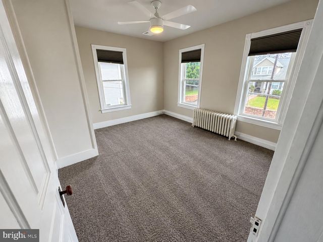 90 N REAMSTOWN RD, Stevens, PA 17578