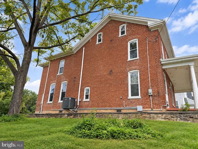 90 N REAMSTOWN RD, Stevens, PA 17578